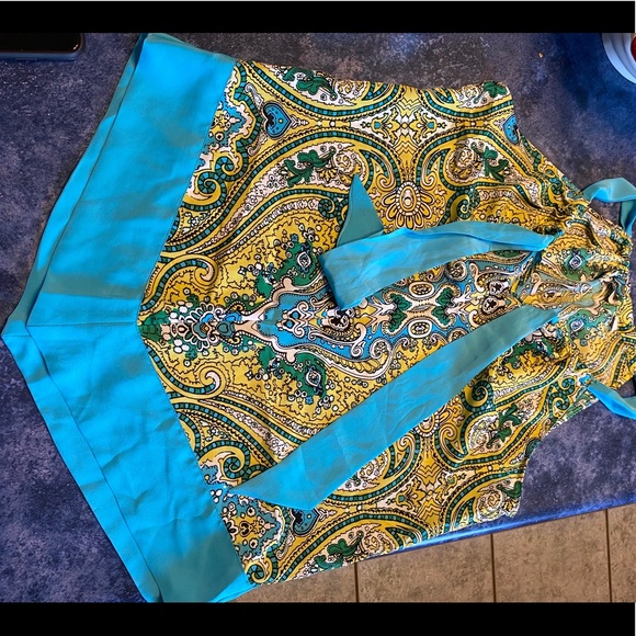 Fun summer top - Picture 4 of 4